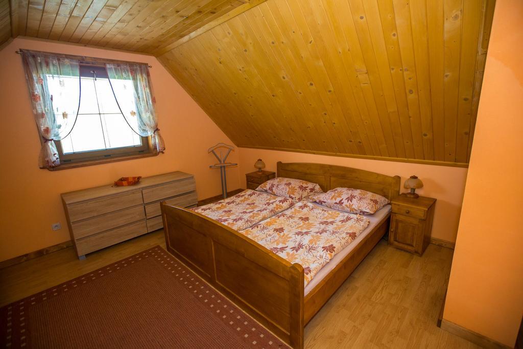 Chata Benusovce Tarnóc Kültér fotó
